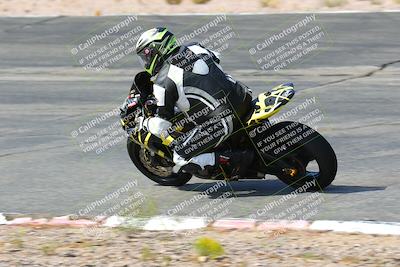 media/Oct-15-2022-TrackXperience (Sat) [[8f70b8b0be]]/Group 2/session 4 turn 1/